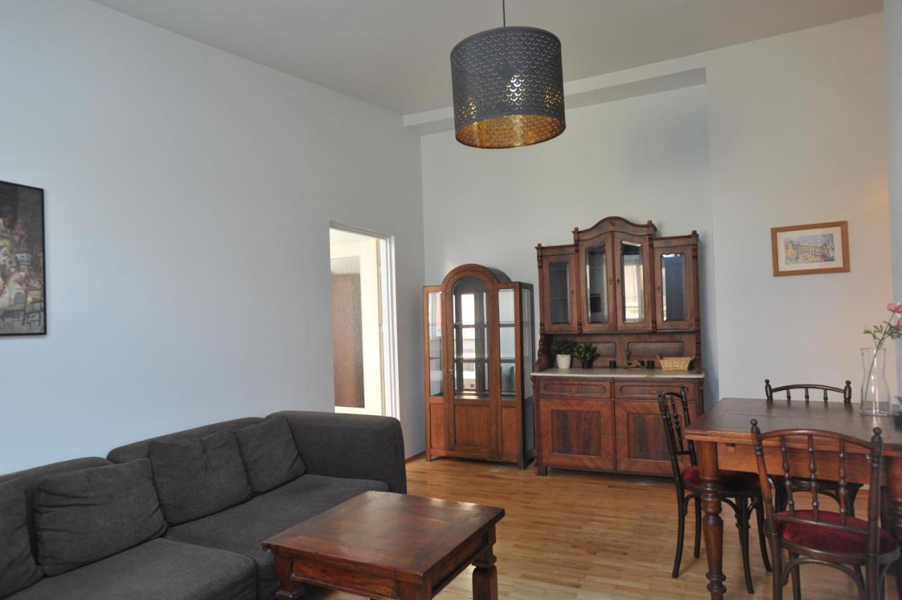 Old Town Sky Apartment クラクフ エクステリア 写真
